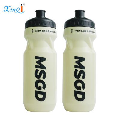 China New Arrival Outdoor Portable Leak-proof sports fitness customized color plastic water kettles 600ML 20oz for sale