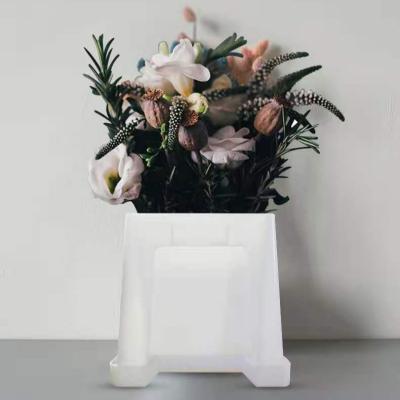 China Modern Modern Design Auction Buckets +Extensions White Beige , OEM Set Flower Busket Garden Display for sale