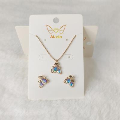 China Cute Cartoon Cute Cat Jewelry Set Pendant Necklace With Stud Earring Set For Women for sale