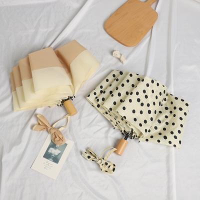 China Stain Patterns Casual High Quality Wooden Handle Manual Open Umbrella for sale