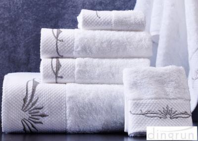 China Super Soft 32s Woven White Hand Towels Set OEM / ODM Available for sale