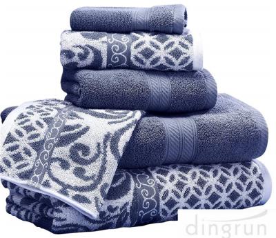 China Luxuriously Soft Quickly Absorbed Yarn Dyed Cotton Jacquard Towel Set for sale