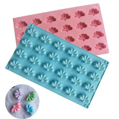 China 24 Viable Clover Silicone Cake Mold DIY Mousse Chocolate Jelly Pudding Pastry Ice Cream Dessert Bread Baking Dishes for sale