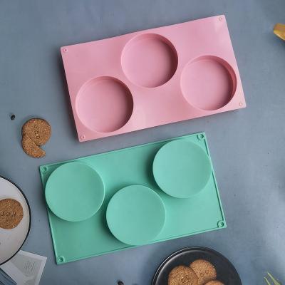 China Viable Round Silicone Candy Mold 3 Holes Cylinder Cylinder Chocolate Dessert Mold Viable Decoration Mold for sale