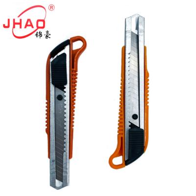 China 18mm Snap Blade Knife Art Knife For Office School Low MOQ Daily Use Home Service for sale