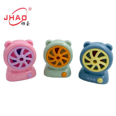 China Hot Selling Cute Plastic School Cute Fancy Pencil Sharpener Student Hand Pencil Sharpener Propeller Shaped Machine For Student Kids for sale