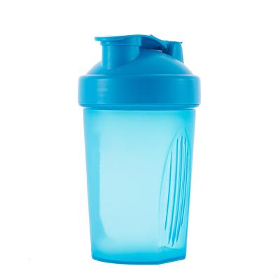 China OEM 600ml 20OZ Plastic Gym Bottle 304 Ball Stainless Steel Shakers Viable Protein Shaker Cup Custom Logo 400ml 500ml 24oz for sale