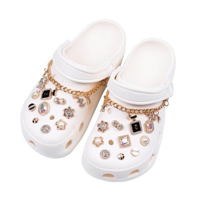 China 1set Bling Chains Shoe Chain DIY Luxury Clog Charms Designer Gold Shoe Chain Clip Accessories Set For Ladies Croc Shoes Decorations for sale