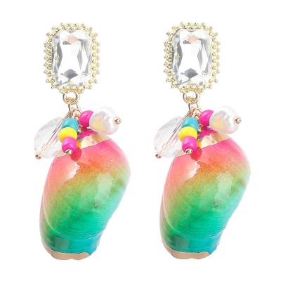 China Fashion Trendy High Quality Summer Vacation Shell Drop Earrings Crystal Rhinestone Gold Plated Shell Pendant Earrings for sale