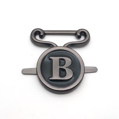 China Metal Fashion Gun Letter Logo Label Zinc Alloy Customized Metal Plate Tag For Bags for sale