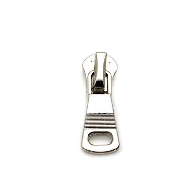 China Rainbow Dog Puller Nickel Free Custom Tags Design 5# Slider Puller Auto Lock Zipper Puller With Embossed Logo for sale