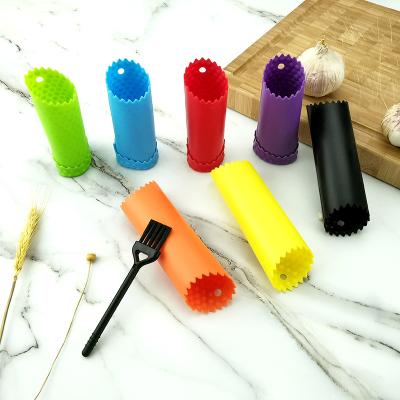 China Wholesale Viable Roller Keeper Skin Peeler Peeler Silicone Easy Silicone Roller Peeling Useful Tube Kitchen Tool Garlic Peeler for sale