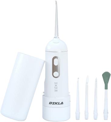 China Outdoor Factory Household Dental Care Portable Refillable Device Capsule Waterproof Rinse Water Oral Floss Device for sale