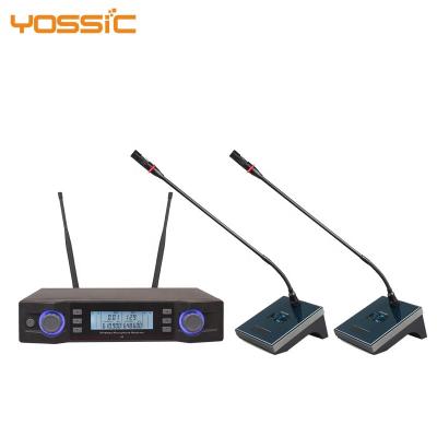 China High Quality Handheld Microphone 2 Channel Conference Microphone System Gooseneck Wireless Microphone For Meetings for sale