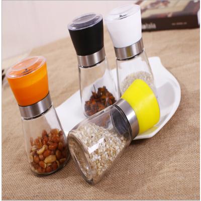 China Viable Black And White Pepper Grinder Manual Bottle Glass Sea Salt Pepper Seasoning Grinding Seasoning Bottle for sale