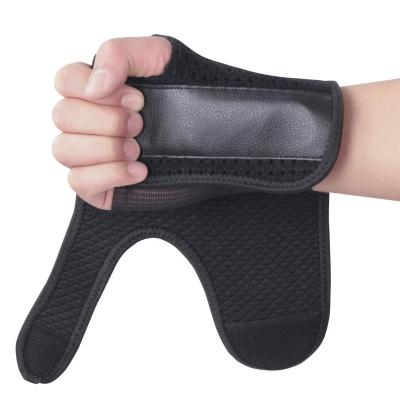 China Breathable Sports Wrist Splint Support Hand Guard Strain Injury Compression Carpal Tunnel Wrist Brace With Steel Plate for sale