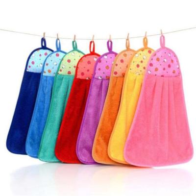 China Stabilized Foods Sustainable Kitchen Household Towel Hangable Absorbent Towel Fleece Multicolor Degreasing Coral Towel for sale