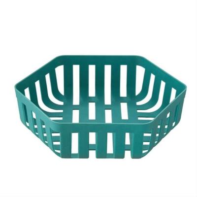 China Nordic Durable Creative Cavity Fruit Basket Tray Snacks Tray Living Room Style Plastic Fruit Drainer Basket for sale