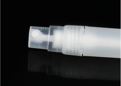 Cina bottiglia riutilizzabile dello spruzzo di profumo di forma di plastica della penna 5ml per l'imballaggio del profumo in vendita