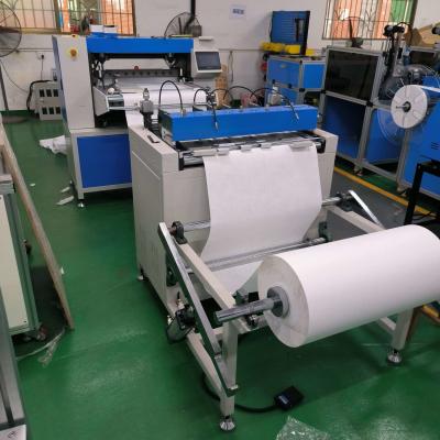 China Filtreerpapier die Machinebreedte 600mm vouwen Luchtfilter die Scheurend Machine plooien Te koop