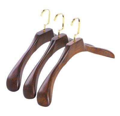 China SHOW New Arrival Luxury Premium Wide Shoulder Coat Wooden Suit Hanger With 360 Degree Swivel Hook for sale