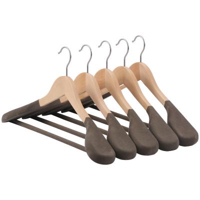 China Branded Shoulder Luxury Durable Wooden Clothes Suit Hangers Logo Anti Slip for sale