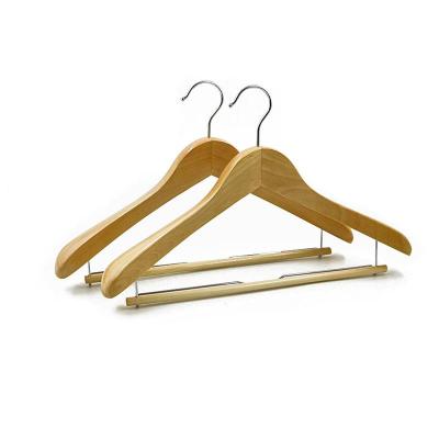 China Bulk Customized Durable Natural Wood Hanger Factory Made Modern Fashion Clothes Suit With Bar for sale