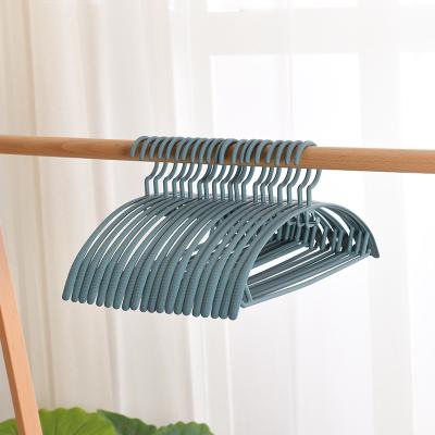 China Modern Hot Selling Colorful PVC Dry And Wet Shirt Coat Arc Shape Plastic Cloth Hanger for sale