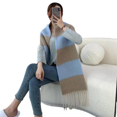 China Imitation cashmere 2021 autumn/winter hot new women's temperament horizontal stripe cashmere scarf fringe shawl imitation scarf for sale