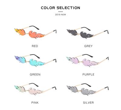 China Fashion Sunglasses 2021 Fashionable Sun Glasses Custom Wave Sunglasses Logo Promotion Sunglasses Women Rimless Fire Flame for sale