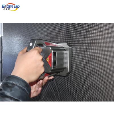 China P2 /P2.5/P3/P4/P5 Indoor Magnetic Front Service Oriented 640x480 Module for sale