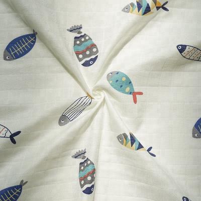 China Wholesale Anti-static Double Layer Woven Blue Fish Cotton Printed Muslin Wraps Baby Cloth Cotton Animal for sale