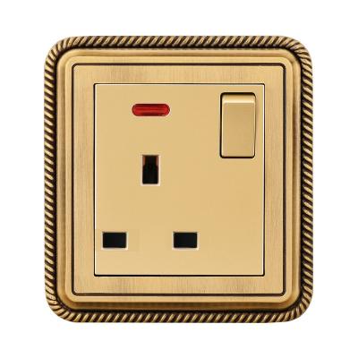 China Residential / General Purpose Type 86 UK Standard 3 Pin Wall Socket With Electrical Switch 13A Copper Wire Drawing Panel Sockets And Switches With LED Light for sale