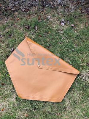 China Fuego Pit Mat del silicón y fibra de vidrio combinada del paquete del fuego y estera incombustible del silicón para la cubierta de madera en venta