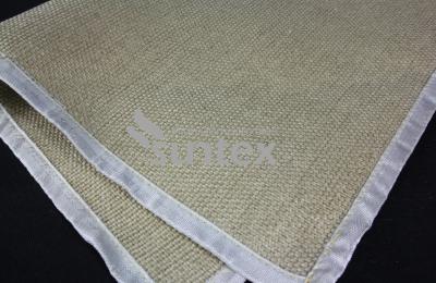 Chine Crowfoot Pattern PTFE Coated Fiberglass Fabric For Fire Pit Protective Mat Grass à vendre