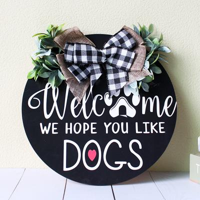 China All Round Black Artificial Flower 2021 Welcome Sign For Front Door Decor Seasonal Christmas Wooden Sign Hanging Home Decoration for sale