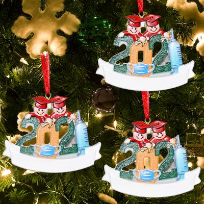 China Vaccine 2021 Family-Christmas Quarantine Ornament Person Resin Family Ornaments Personalized Resin Christmas Ornament for sale