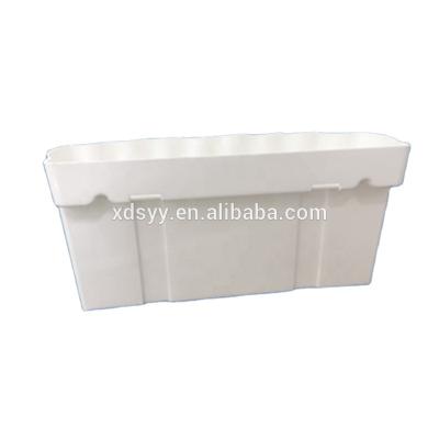 China Anti-corrosion vertical festival balcony pot for road and fence planter for sale