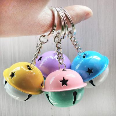 China 2021 luxury simple creative hot sale metal round bell small gift key chain key buckle for sale