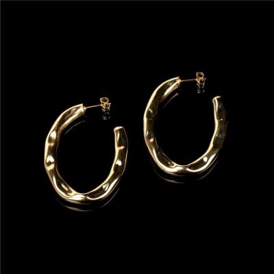 China Qufan CLASSIC 2021 Fashionable Irregular Gold Plated Geometric C Shape Earrings Vintage Circle Copper Stud Earrings For Women Girl for sale