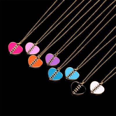 China Retro Fashion Qufan Zircon Oil Drip Clavicle Chain Necklace Copper Statement Enamel Crystal Love Heart Necklace For Women for sale