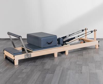 Κίνα Maple Folding Pilates Core Bed Women'S Sculpture Yoga Flat Bed Private Teaching προς πώληση