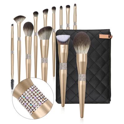 China High Quality Diamond Makeup Brush Flat Crystal Makeup Brushes Eyeshadow Brush And Professional Makeup Brush Sets for sale