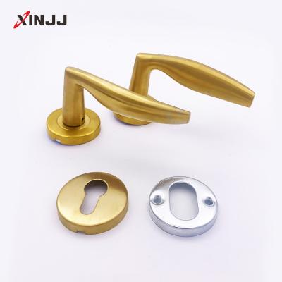 China Modern Sand Gold Bedroom Door Handle Lock Security Modern Entry Split Lock Core Door Furniture Interior Door Handle Mute Lock for sale