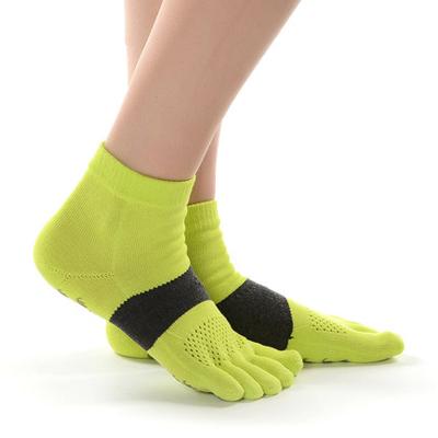 China 19026 Wholesale Combed Cotton Anti Slip Fish Net Anti Slip Yoga Toe Socks For Women for sale