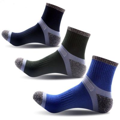 China AJ Breathable 19388 High Quality Men's Breathable Sport Cotton Ankle Compression Nylon Socks Custom Made for sale