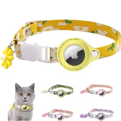 China Sustainable Built-in Air Tag Cat GPS Collar with Apple Air Tag Holder and Bell for sale