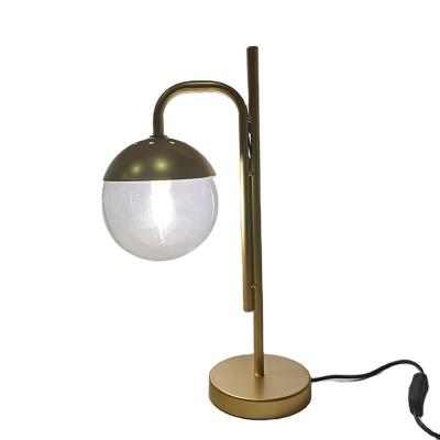 China Retro Good Price Good Led Table Lamp Metal Halogen Glass Shade Incandescent Gold Table Lamps for sale