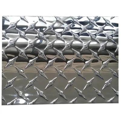 China 8mm Aluminium-Diamond Plate Sheet Metal Embossed durchlöcherten Aluminiumwarzenblech-Blatt zu verkaufen