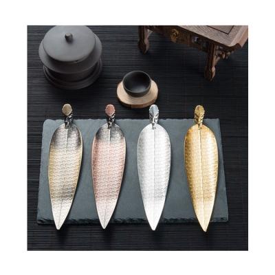 China Chinese Incense Chinese Factory Price Mini Luxury Long Zinc Alloy Leaf Incense Stick Holders for sale